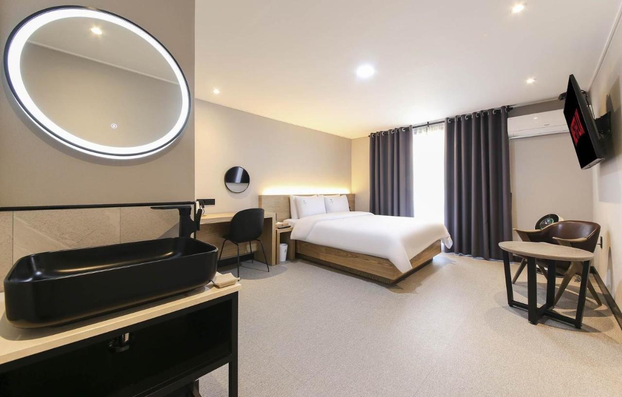Labe Hotel Jeonju Exterior photo