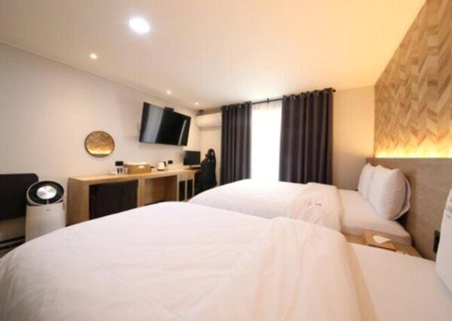 Labe Hotel Jeonju Exterior photo